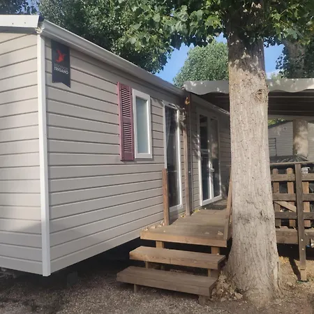 Mobil-home Confort אתר קמפינג *